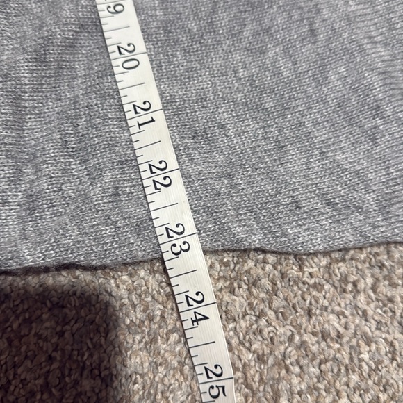 Asymmetrical sweater - Picture 5 of 7